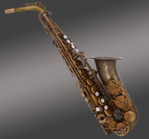 中音萨克斯演奏姿势